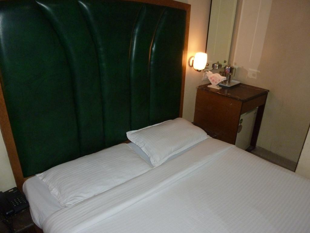 Hotel Park Shilton 뭄바이 외부 사진