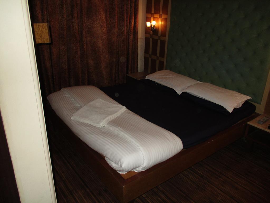 Hotel Park Shilton 뭄바이 외부 사진