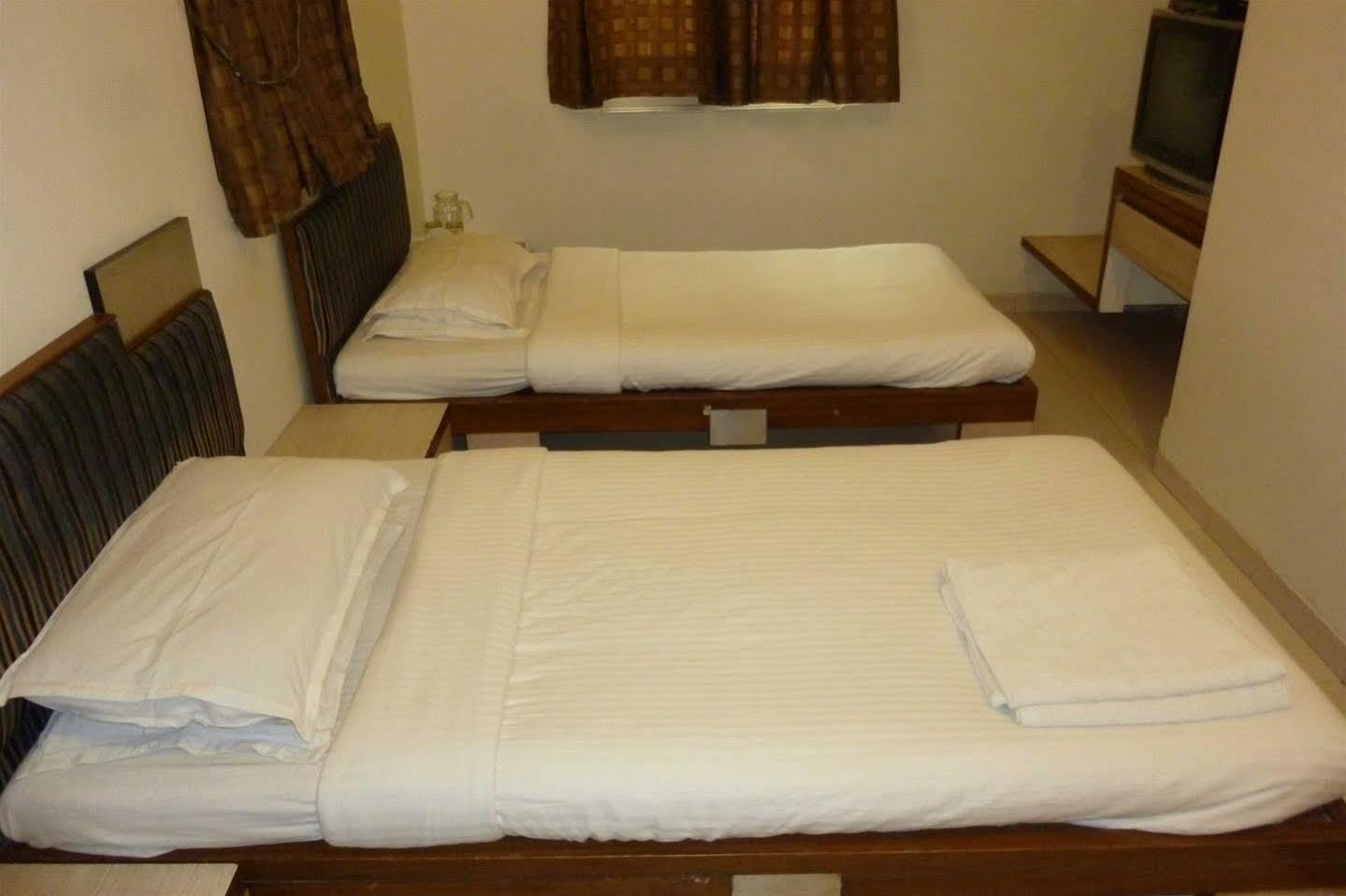 Hotel Park Shilton 뭄바이 외부 사진